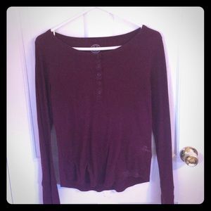 Maroon thermal long sleeve.